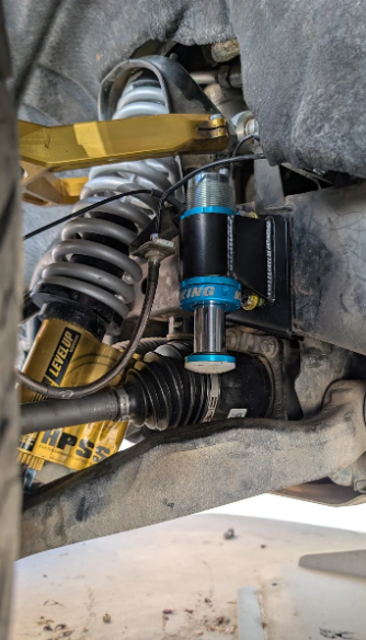 Level Up Suspension | Bolt on Front Hydraulic Bump Stop Kit - Colorado & Canyon Enthusiasts